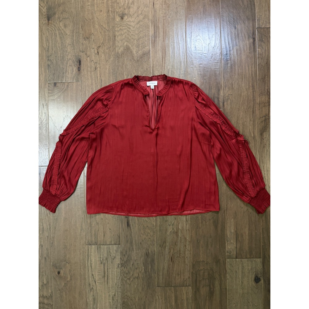 Evereve Red Pleated Satin Blouse XL Ruffle Split Neck Smocked Cuff Long Sleeve